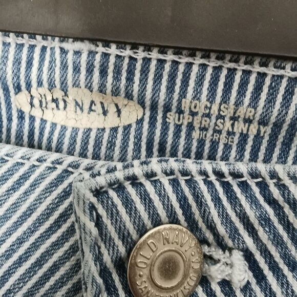 2/$30 Old Navy skinny jeans size 16 - Picture 4 of 7